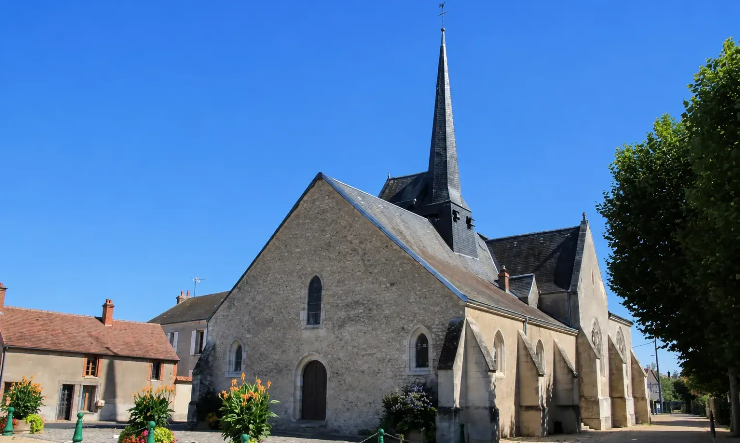 Eglise entrée